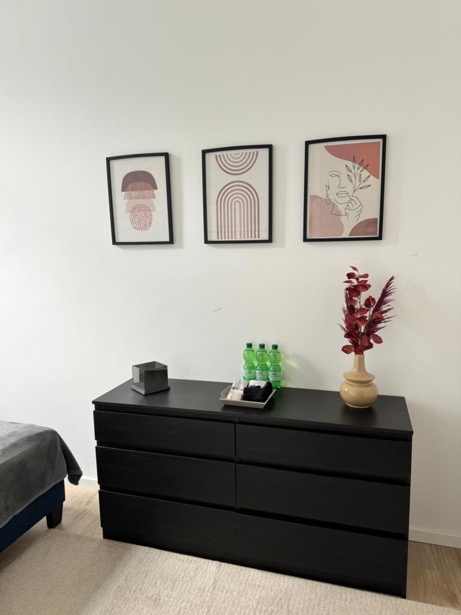 Heaven Homes - Doppelzimmer Mit Eigenem Bad Düsseldorf Exteriér fotografie