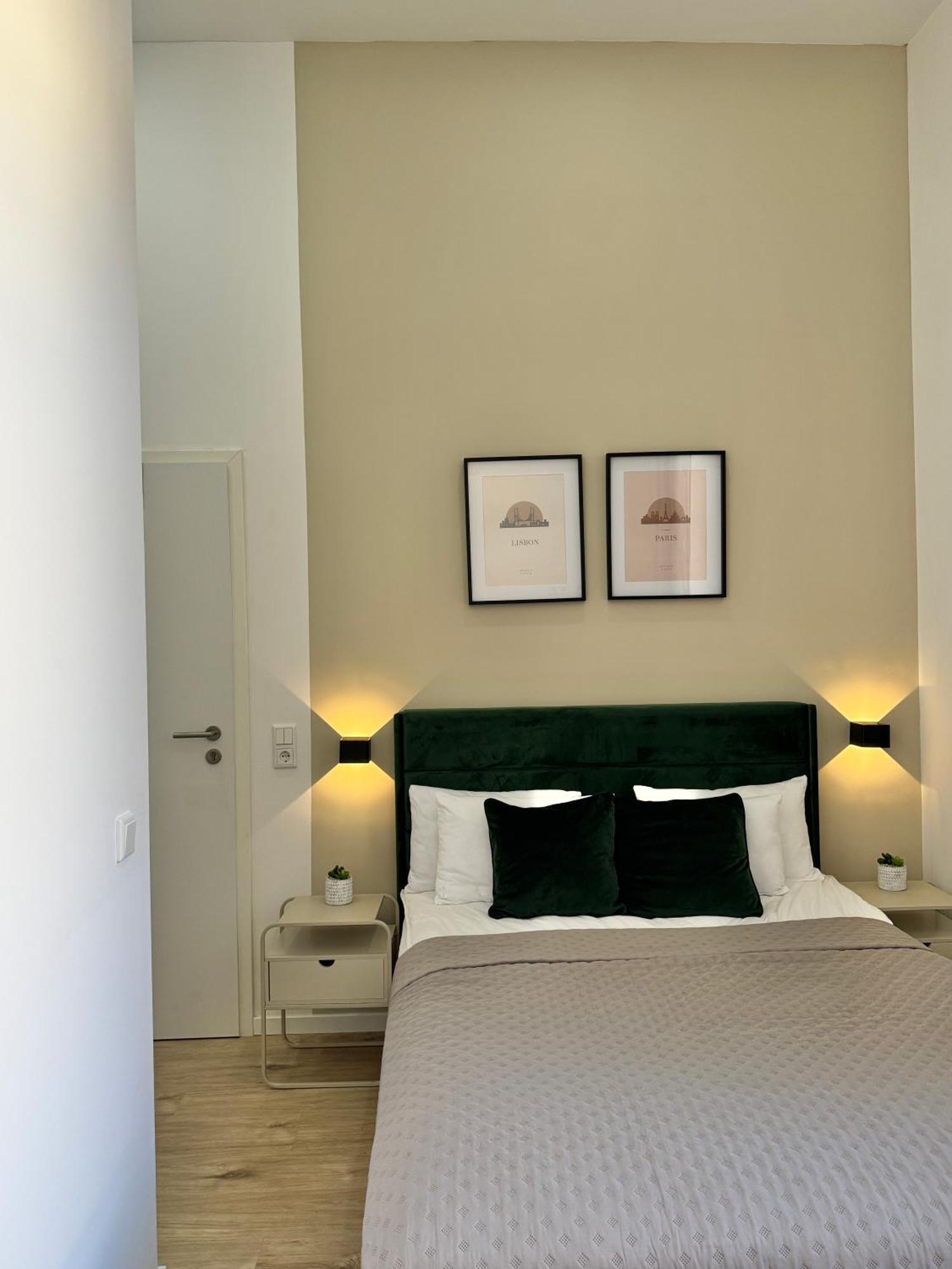 Heaven Homes - Doppelzimmer Mit Eigenem Bad Düsseldorf Exteriér fotografie