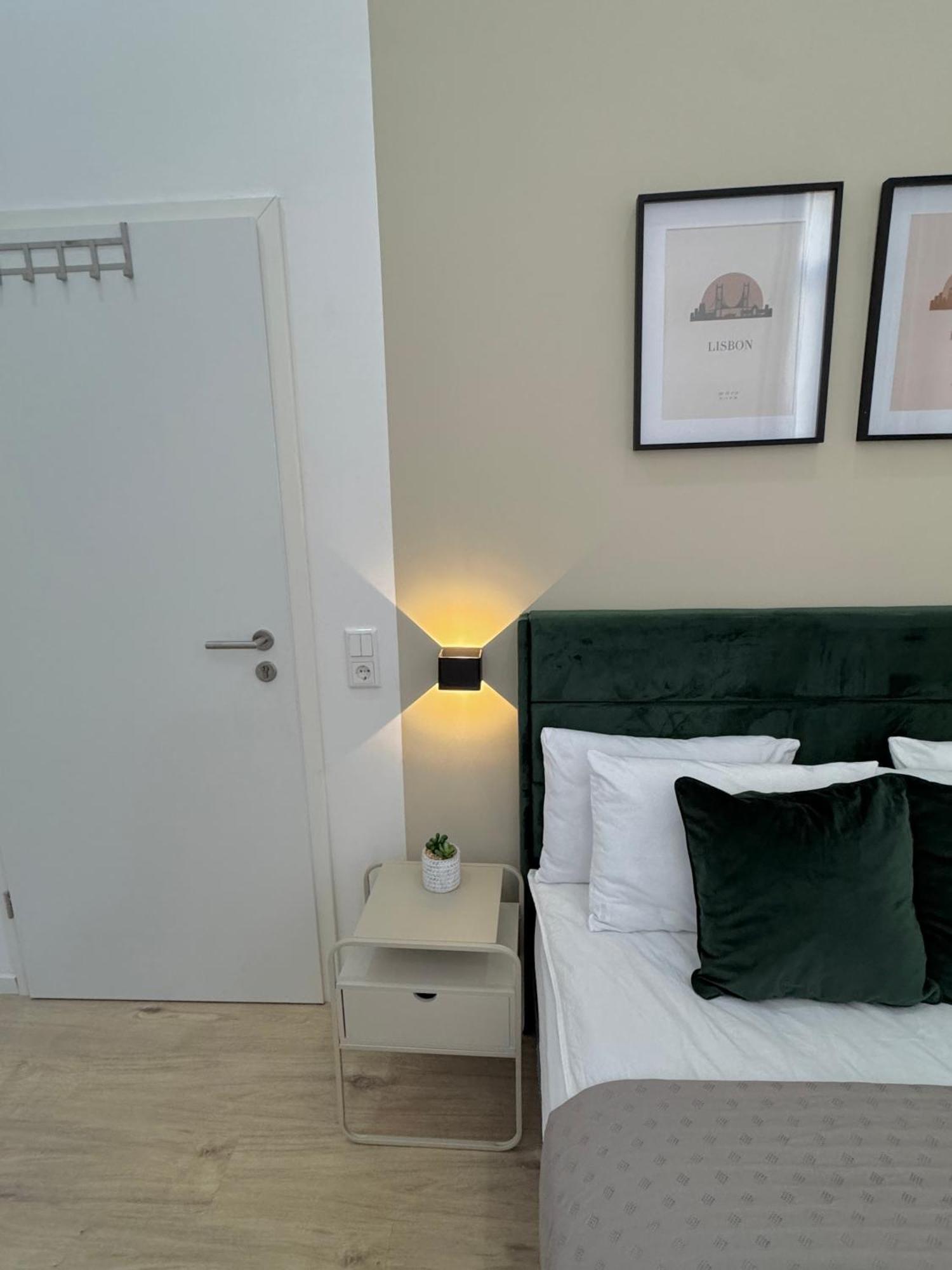 Heaven Homes - Doppelzimmer Mit Eigenem Bad Düsseldorf Exteriér fotografie
