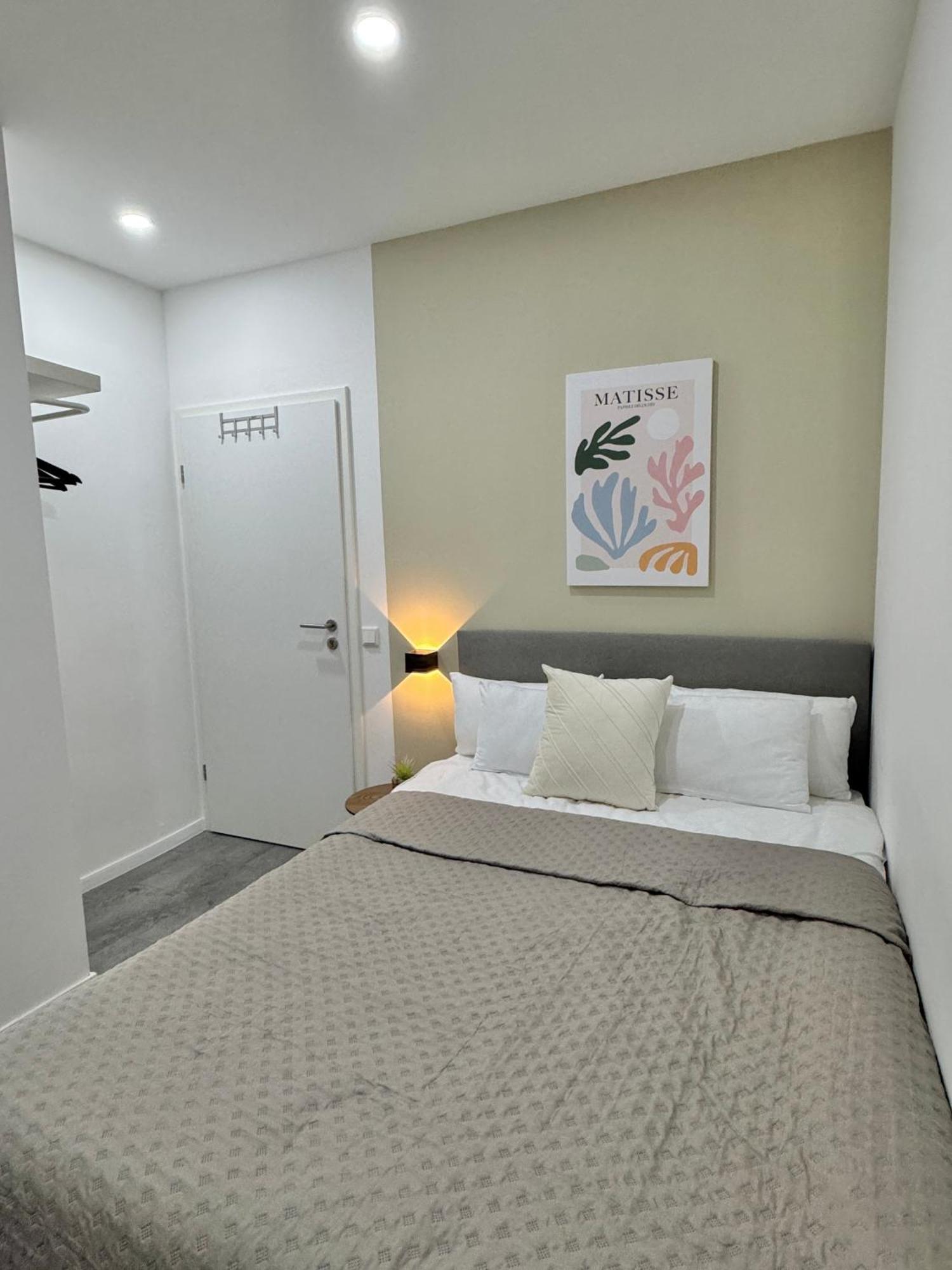 Heaven Homes - Doppelzimmer Mit Eigenem Bad Düsseldorf Exteriér fotografie